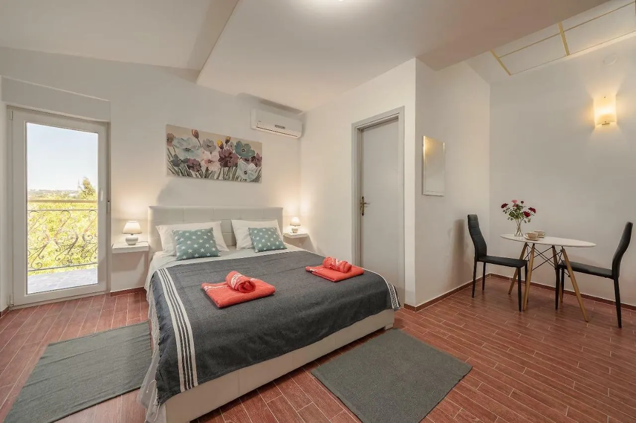 Lavander 3 Private Room With Bathroom And Balcony Pula 2*,  Croatia
